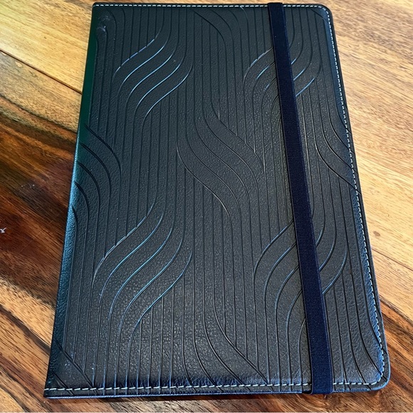 New! Samsung Galaxy Tablet Embossed Design Case - Picture 14 of 16